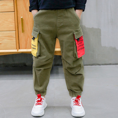 Stílusos gyereknadrág fehér és barna színben