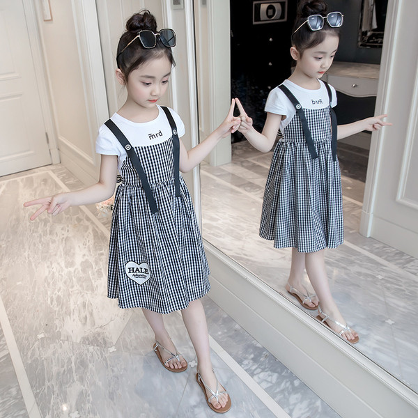 Rochie moderna in carouri pentru fete in rosu si negru