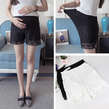 Къси панталони за бременни жени с флорални мотиви в черен и бял цвят