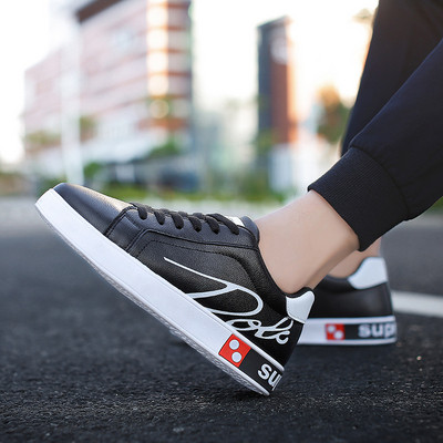 Alkalmi férfi tornacipő három színben, nyakkendővel