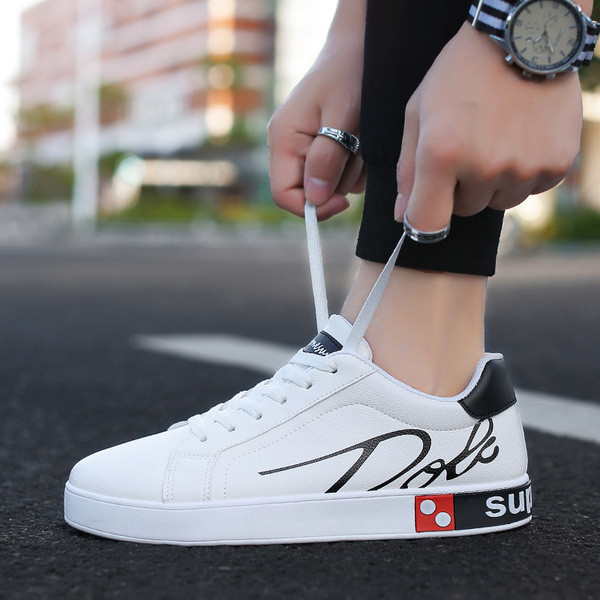 Alkalmi férfi tornacipő három színben, nyakkendővel