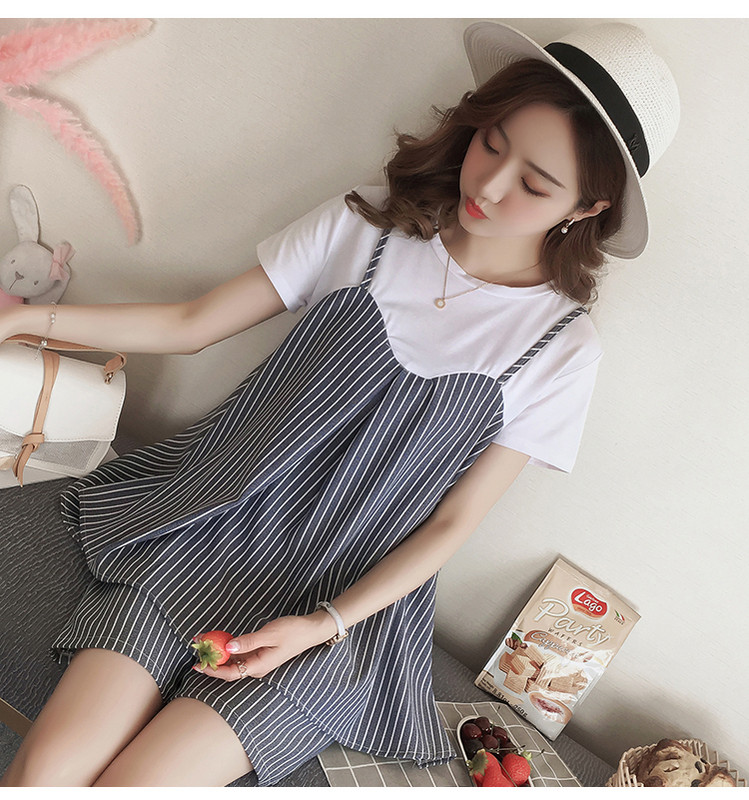 Καλοκαιρινό σετ για έγκυες γυναίκες, συμπεριλαμβανομένου του T-shirt και των σορτς σε δύο χρώματα