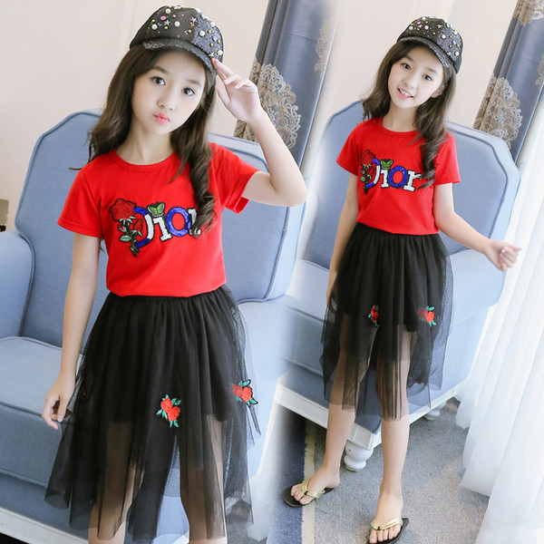 Set pentru copii elegant din două părți cu paiete și broderie