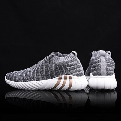 Ανδρικά αθλητικά παπούτσια σε τρία χρώματα