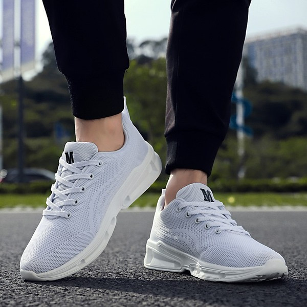 Alkalmi férfi tornacipő fűzővel, különböző színekben