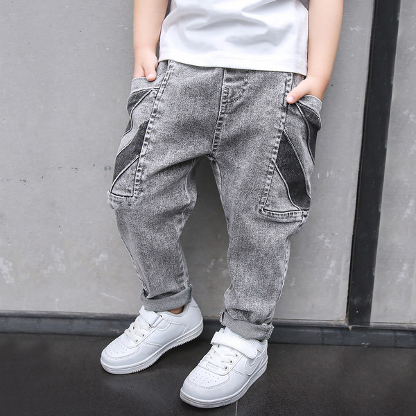 Κομψά παιδικά τζιν σε γκρι χρώμα