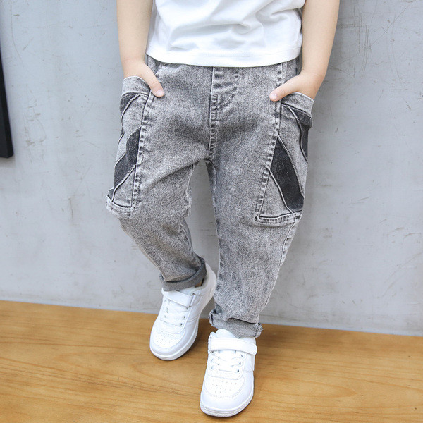 Κομψά παιδικά τζιν σε γκρι χρώμα