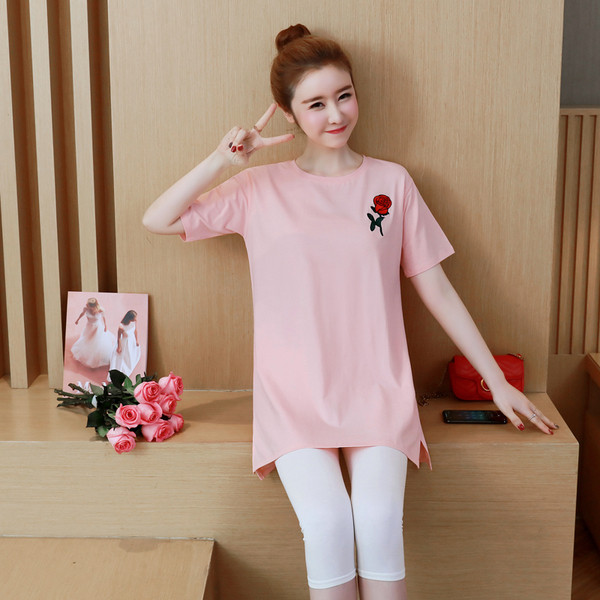 Alkalmi póló terhes nőknek több színben hímzéssel