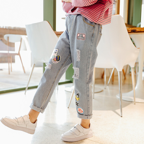 Modern gyerekfarmer rátéttel