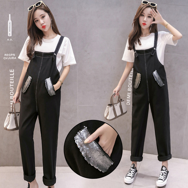 Μοντέρνες φόρμες για έγκυες γυναίκες σε μαύρο χρώμα με πούλιες