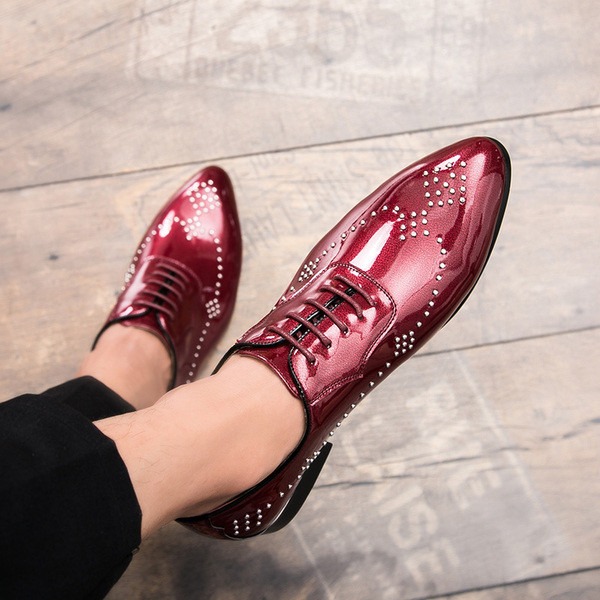 Pantofi barbatesti eleganti din piele ecologica cu lac si model ascutit