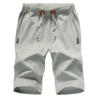 Modern férfi rövidnadrág három színben nyakkendővel