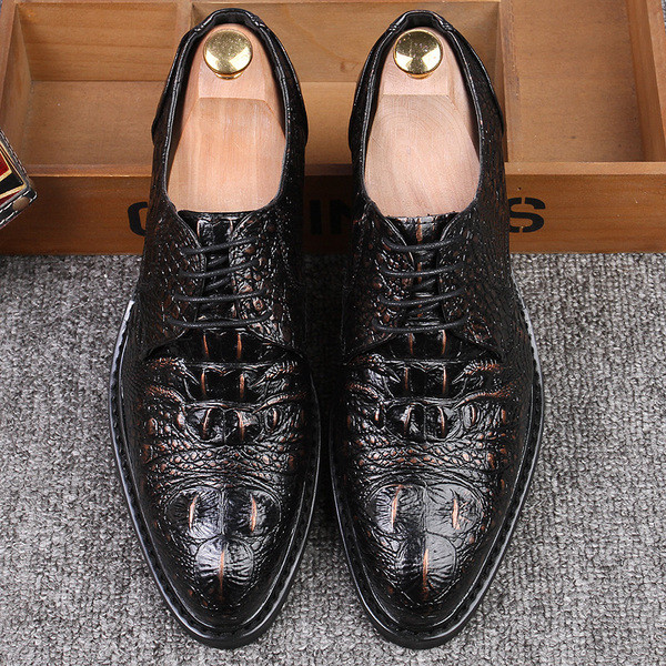 Öko bőrből készült modern férfi cipő fűzős három színben