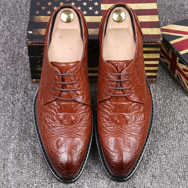 Öko bőrből készült modern férfi cipő fűzős három színben