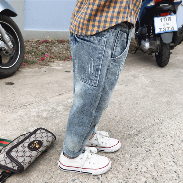 Lezser gyerekfarmer szakadt motívummal