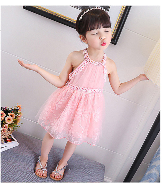 Rochie moderna pentru copii roz cu tul