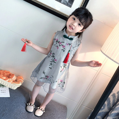 Μοντέρνο παιδικό φόρεμα με floral μοτίβα και τούλι