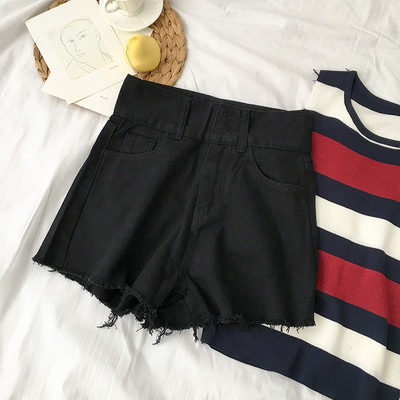 Μοντέρνα σορτς με υψηλή μέση σε τρία χρώματα