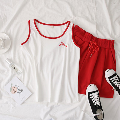 Αθλητικό γυναικείο σετ σε κόκκινο, πράσινο και μαύρο χρώμα