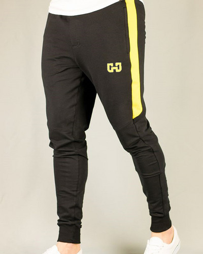 Férfi sportnadrág több színben, zsebekkel