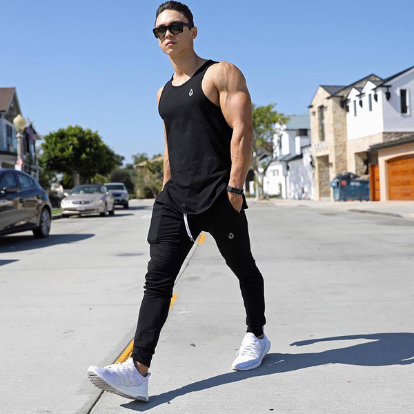 Alkalmi férfi sportnadrág fekete-fehér színben