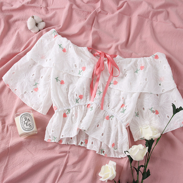 Új modell női blúz csónakos nyakkivágással