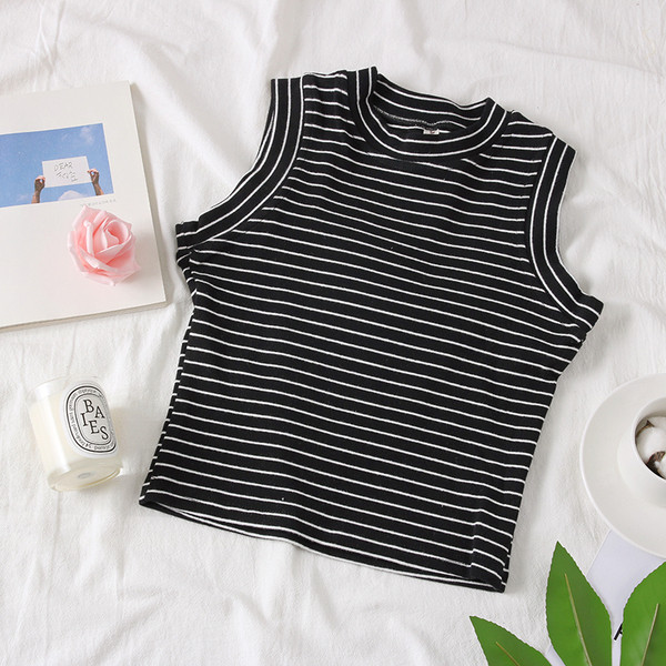 Aktuális női felső több színben