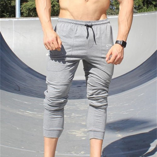 Férfi sportnadrág három színben felirattal