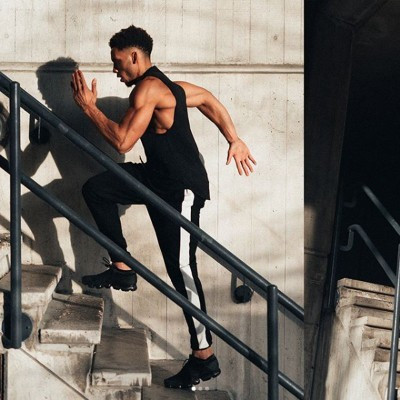 Sport-alkalmi férfi nadrág két színben nyakkendővel-két modell