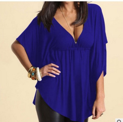 Σύγχρονη γυναικεία  μπλούζα με μανίκια 3/4 και βαθύ λαιμόκοψη σε διάφορα χρώματα