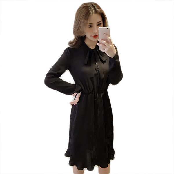 Új modell női ruha két színben, gombokkal