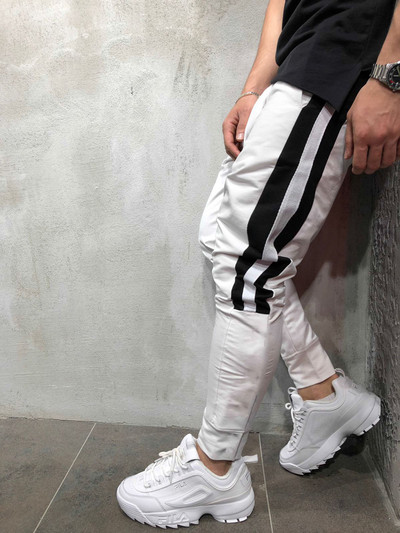 Aktuális férfi sportnadrág négy színben