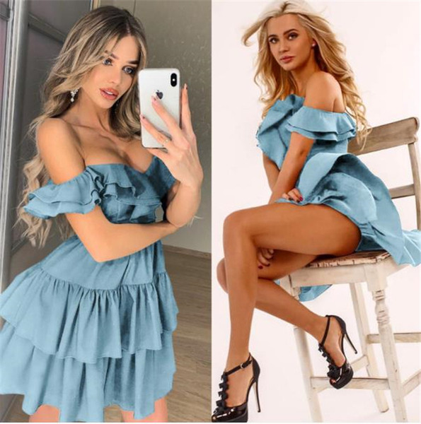 Modern női ruha V-nyakkivágású modellel, négy színben