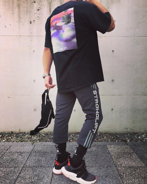 Férfi sportnadrág három színben felirattal