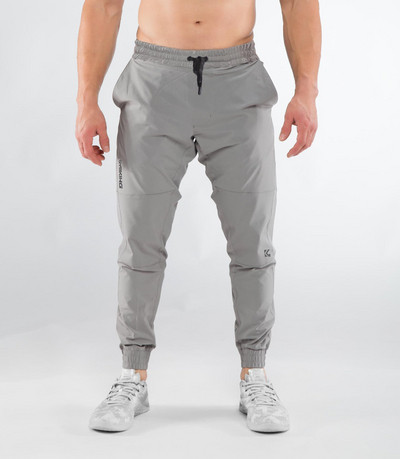 Modern férfi sportnadrág három színben felirattal