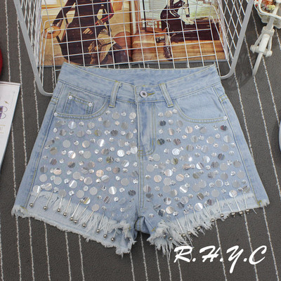 Stílusos női rövidnadrág szakadt motívummal