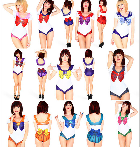 Teljes fürdőruha színes rátéttel