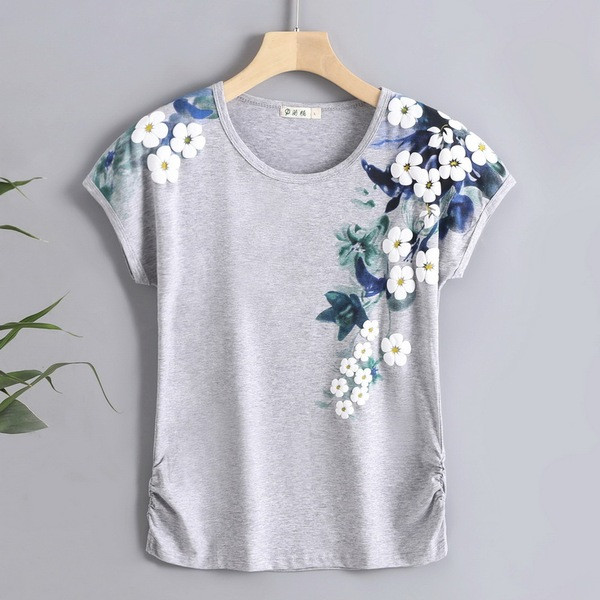 Lezser női póló több színben virágos motívumokkal