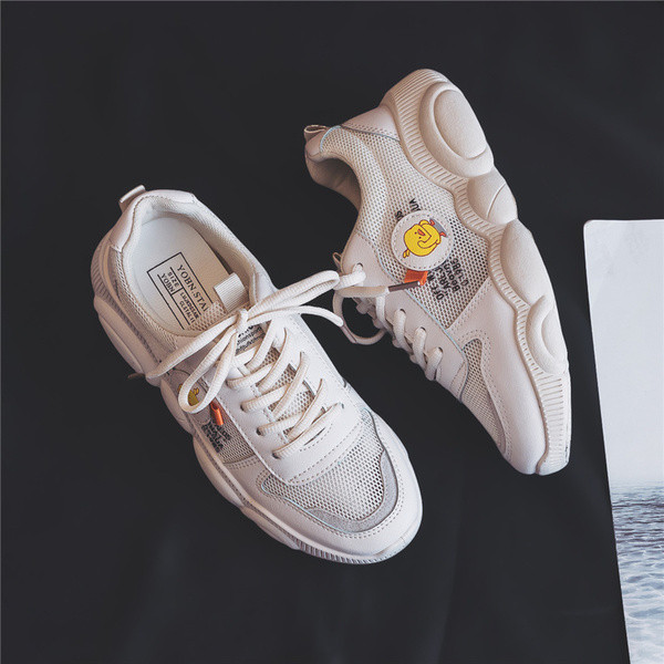 Modern női tornacipő fehér és bézs rátéttel