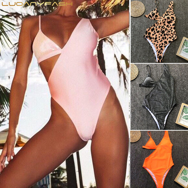 Aktuális női teljes fürdőruha négy színben, pántokkal