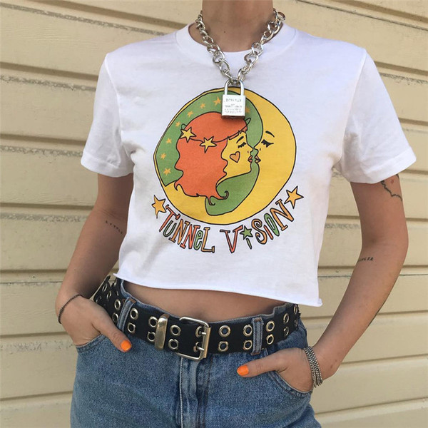 Fehér színű női blúz mintával