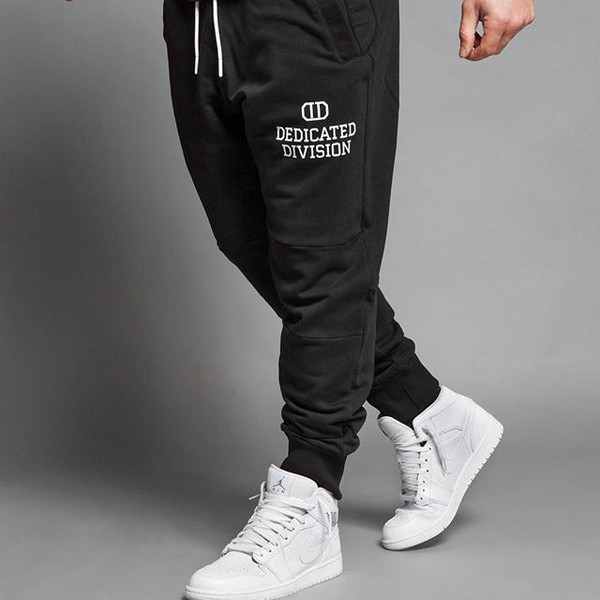 Αθλητικά ανδρικά μαύρα παντελόνια με επιγραφή