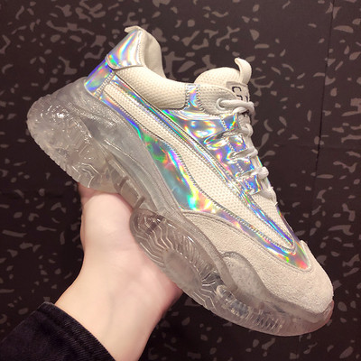 Κομψά γυναικεία αθλητικά παπούτσια με παχιά σόλα σε τρία χρώματα