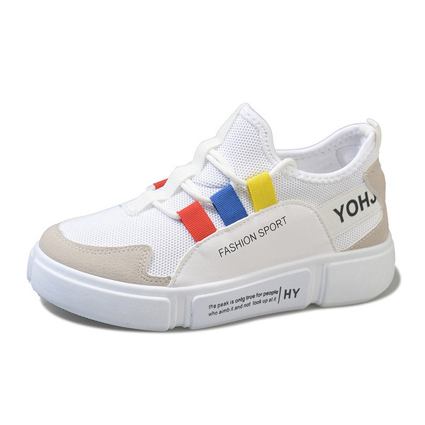 Alkalmi női tornacipő fehér, kék és piros színben