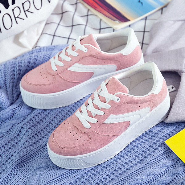 Modern női tornacipő négy színben