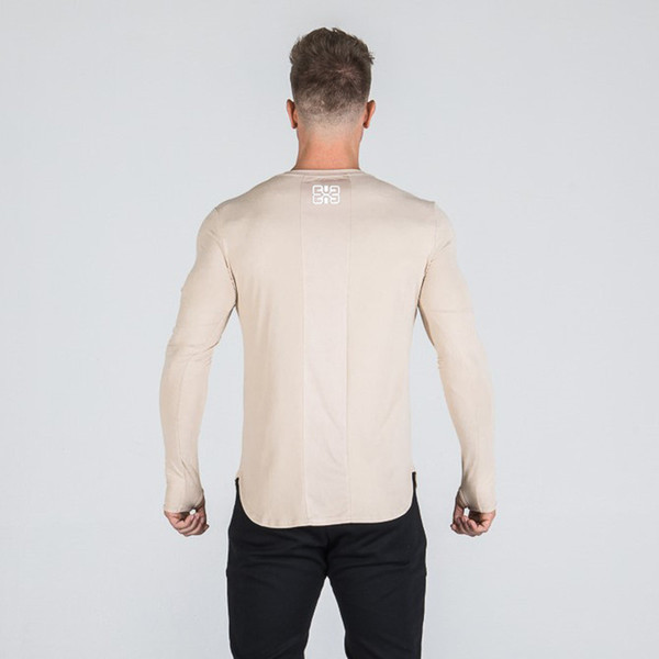 Λεπτή ανδρική μπλούζα σε τρία χρώματα