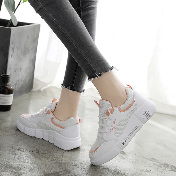 Modern női tornacipő magas talppal, három színben