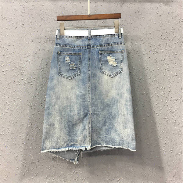 Modern női farmerszoknya 3D elemmel