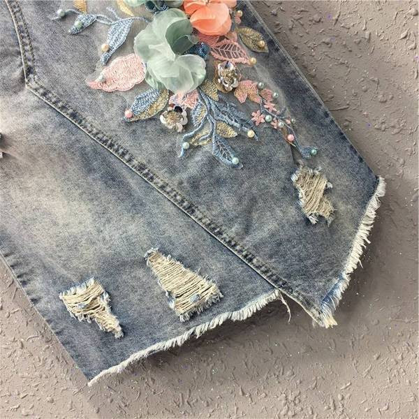 Modern női farmerszoknya 3D elemmel