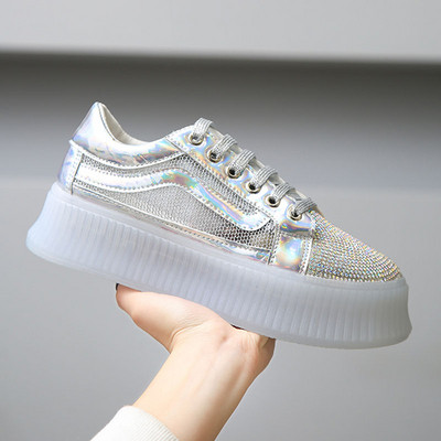 Női nyári tornacipő ezüst és rózsaszín hálóval